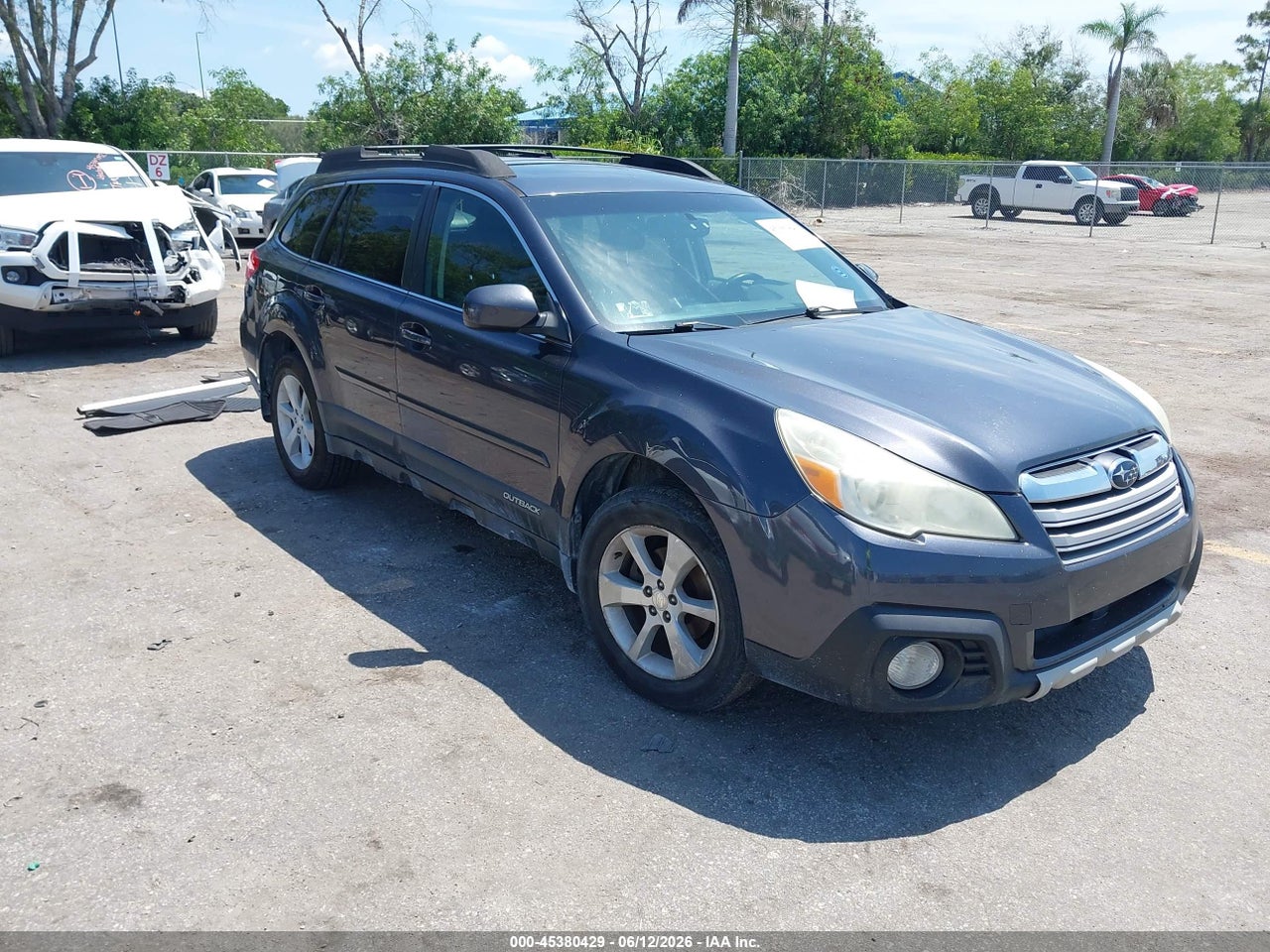 2013 SUBARU OUTBACK